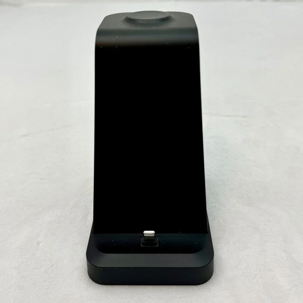3 in 1 Charging Dock for iPhone Airpods & Apple Watch Lighting Port